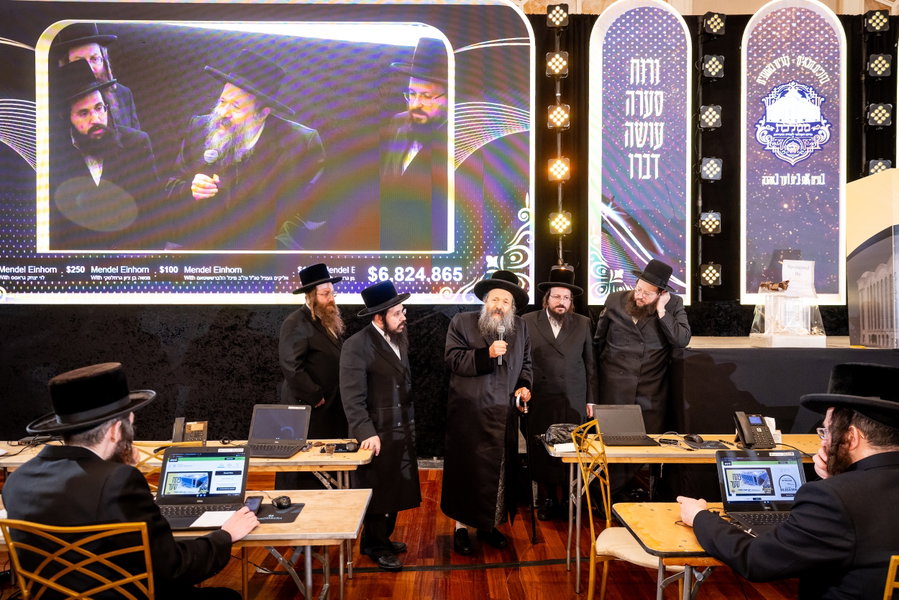 מגבית 'פתיחת שערים באבוב-45