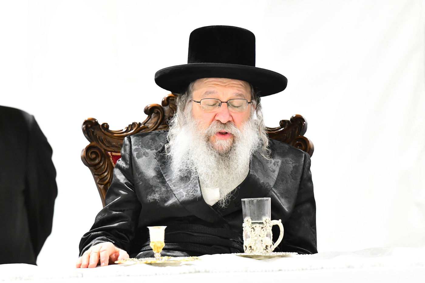 האדמו"ר מנדבורנה במירון