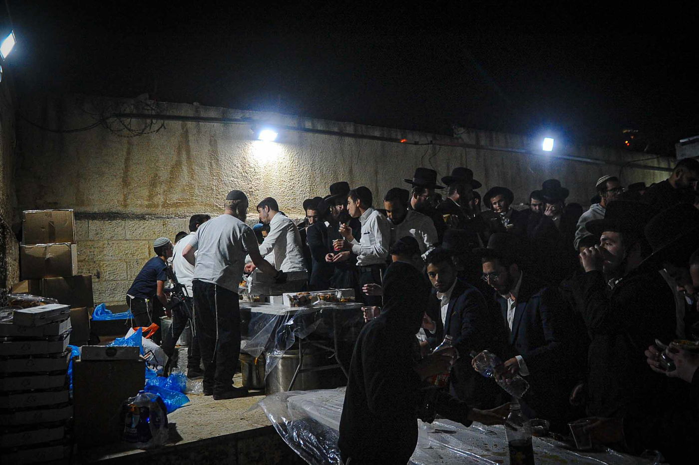 ספירת 'יסוד שביסוד' בקבר יוסף הצדיק בשכם