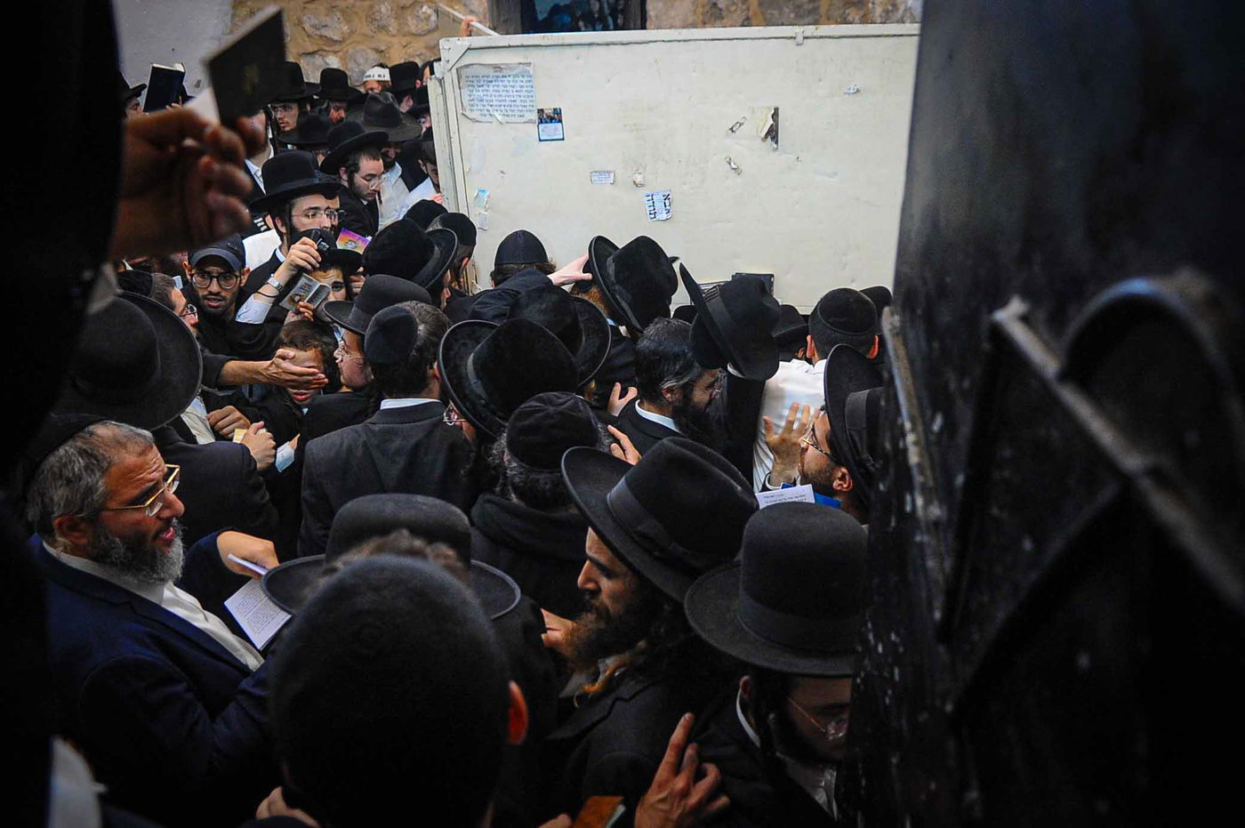 ספירת 'יסוד שביסוד' בקבר יוסף הצדיק בשכם