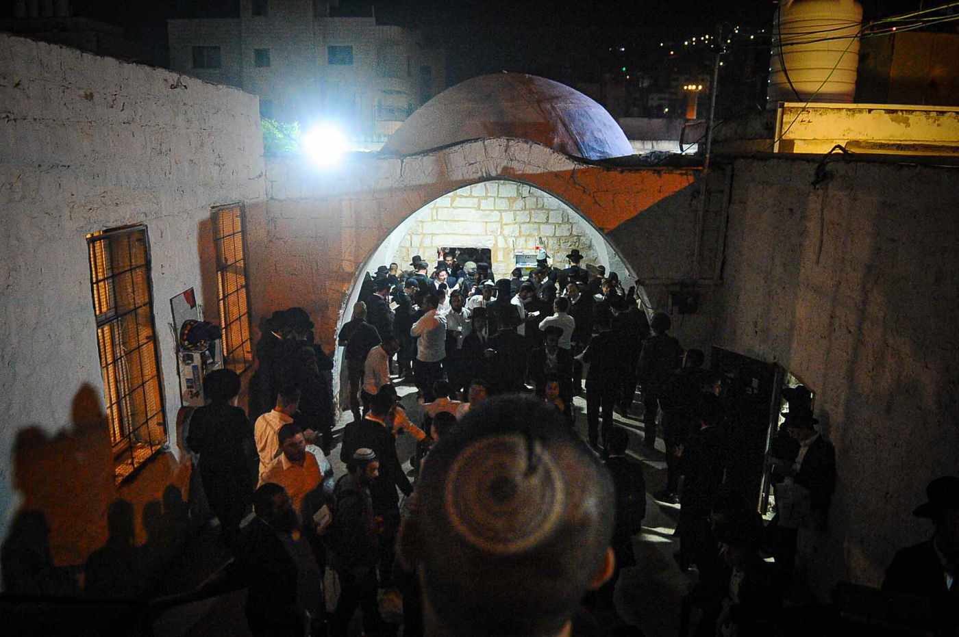 ספירת 'יסוד שביסוד' בקבר יוסף הצדיק בשכם