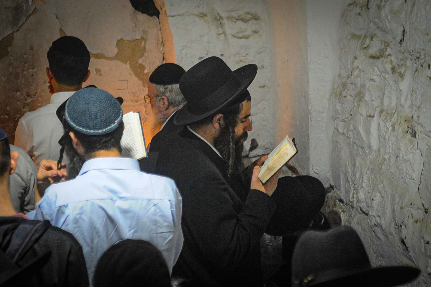 ספירת 'יסוד שביסוד' בקבר יוסף הצדיק בשכם