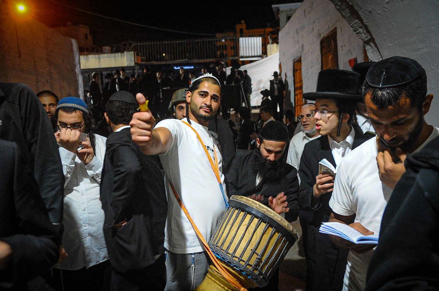 ספירת 'יסוד שביסוד' בקבר יוסף הצדיק בשכם