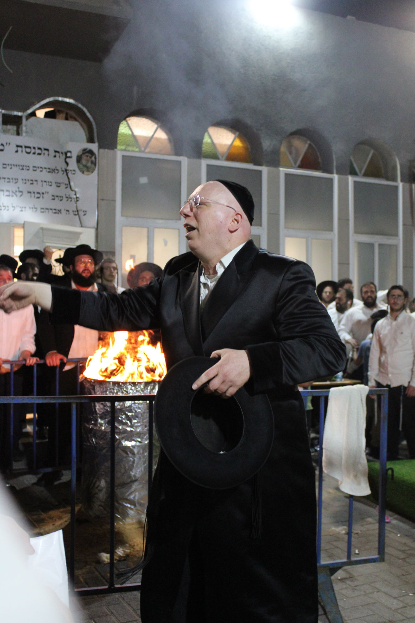 הגאון רבי ליאור גלזר בהדלקה