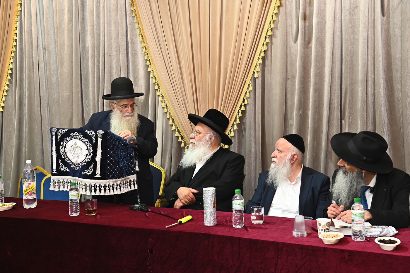 עצרת מספד לזכרו של זקן המקובלים רבי שלום שמואלי זי"ע