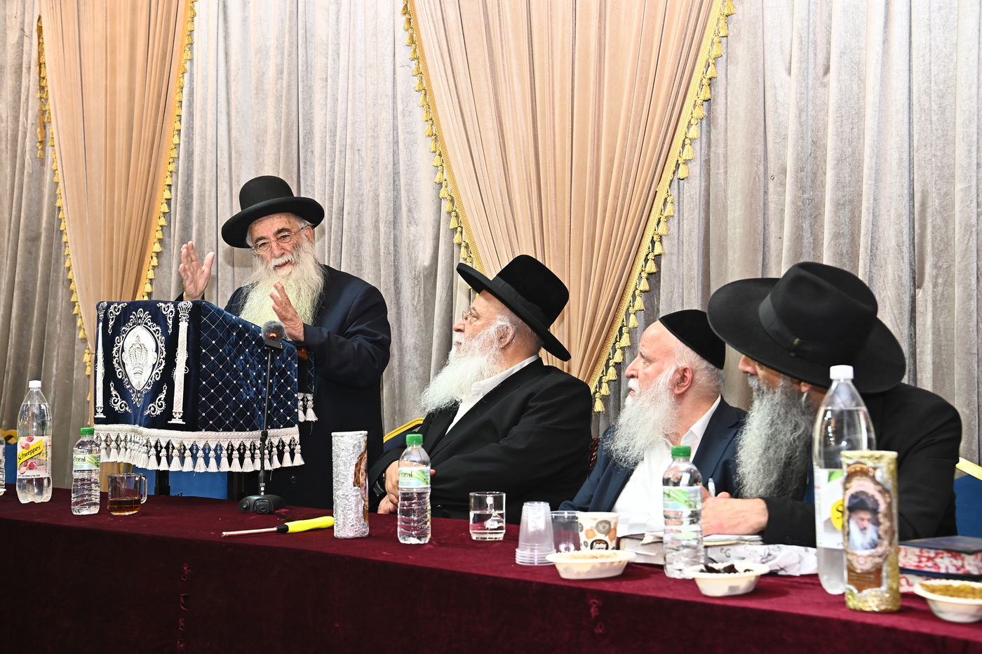 עצרת מספד לזכרו של זקן המקובלים רבי שלום שמואלי זי"ע