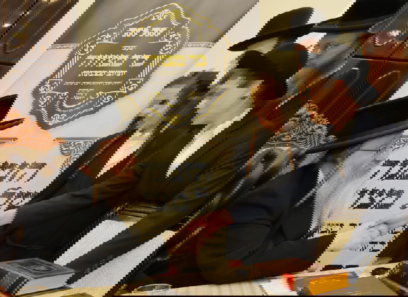 ילדי 'זה לזה' מתברכים אצל גדולי הדור לפני מעמד בר המצווה