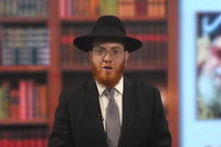 הלימוד
בליל שבועות: כמה פעמים תברכו על מה שאתם שותים? • צפו