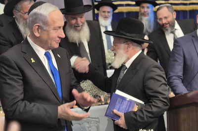 נתניהו עם ראש הישיבה הגר"י שפירא