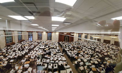 תורה ללא הפסקה בהיכלה של לייקווד