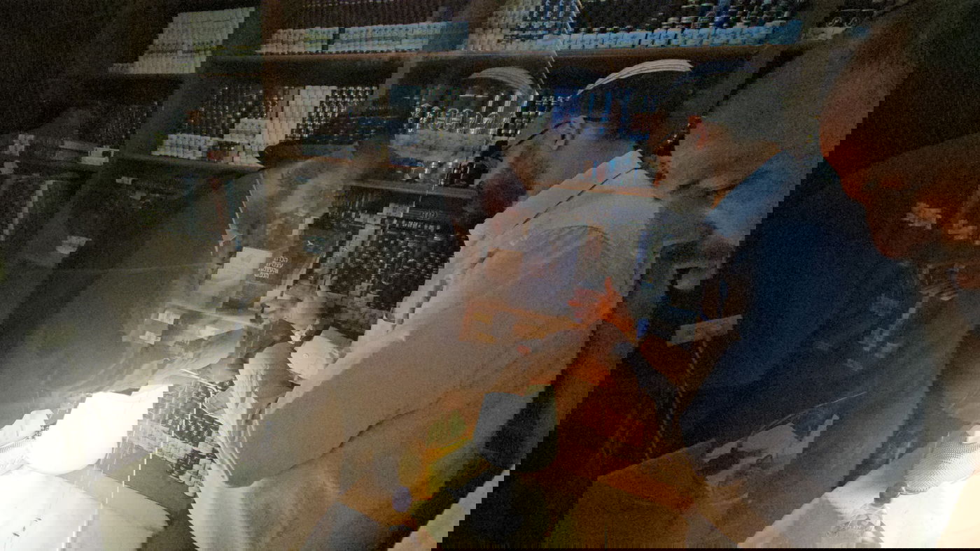 חננאל גז בביקור אצל הגאון הינוקא