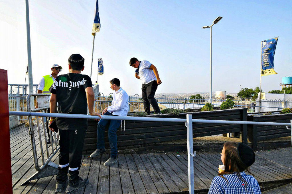 מראות ההילולא בקבר שמואל הנביא