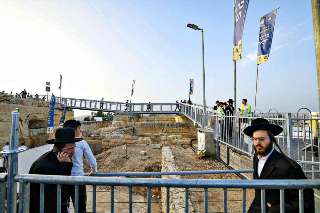 מראות ההילולא בקבר שמואל הנביא