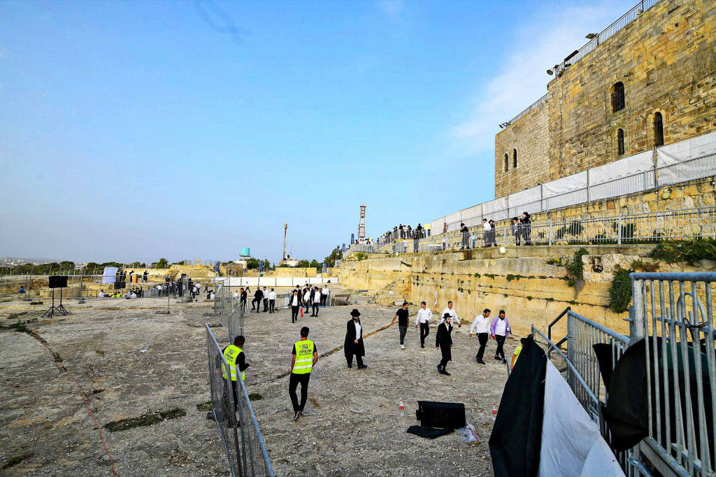 מראות ההילולא בקבר שמואל הנביא