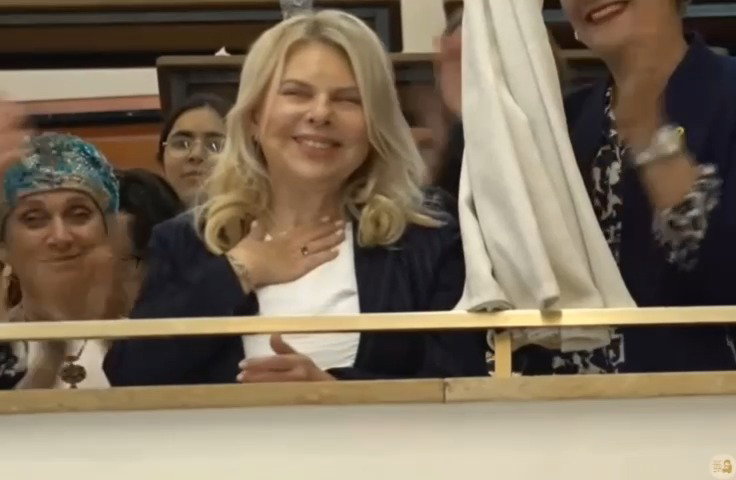 הרב שפירא בברכת מזל טוב על נישואי הבן אבנר