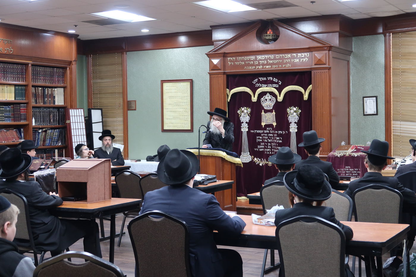 האדמו"ר מקאשוי בביקור בלוס אנג'לס 