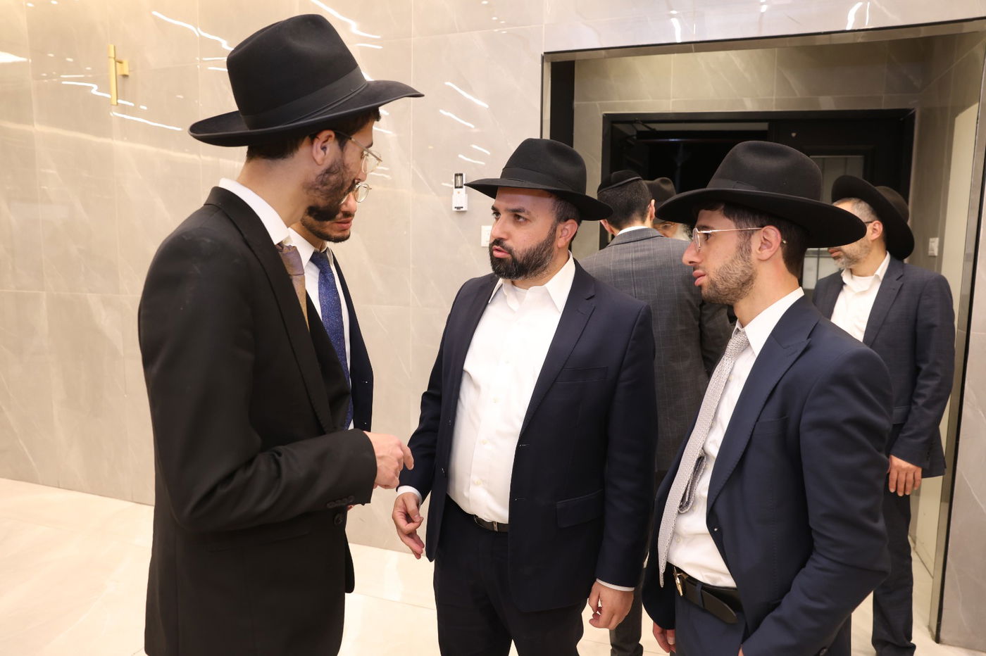 הכנסת ספר תורה בקהילת אוהל תורה בבית שמש