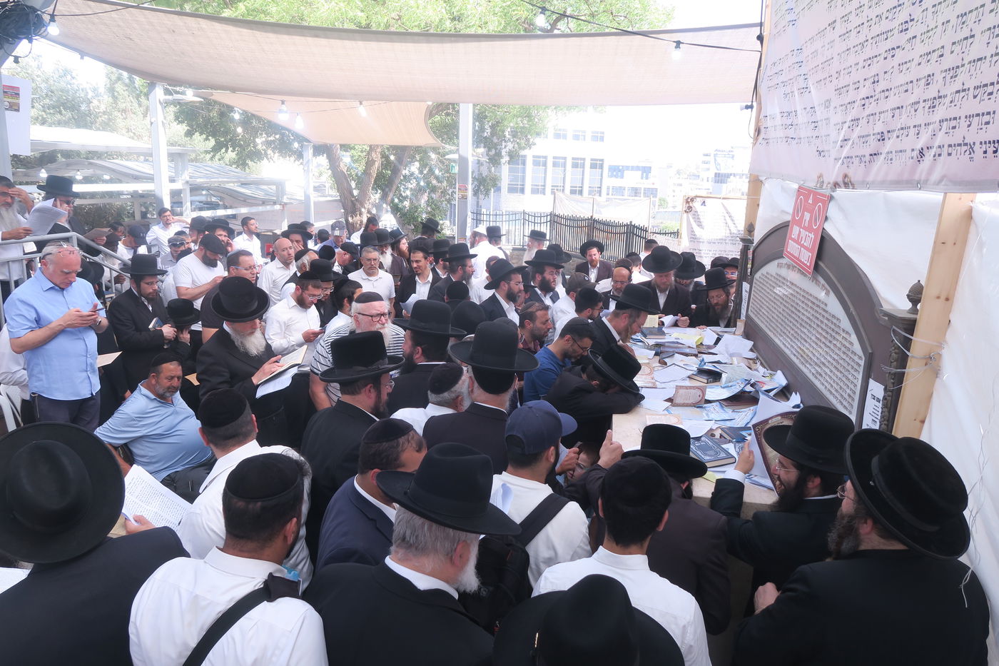 ער"ח סיון בציון השל"ה הק' בטבריה