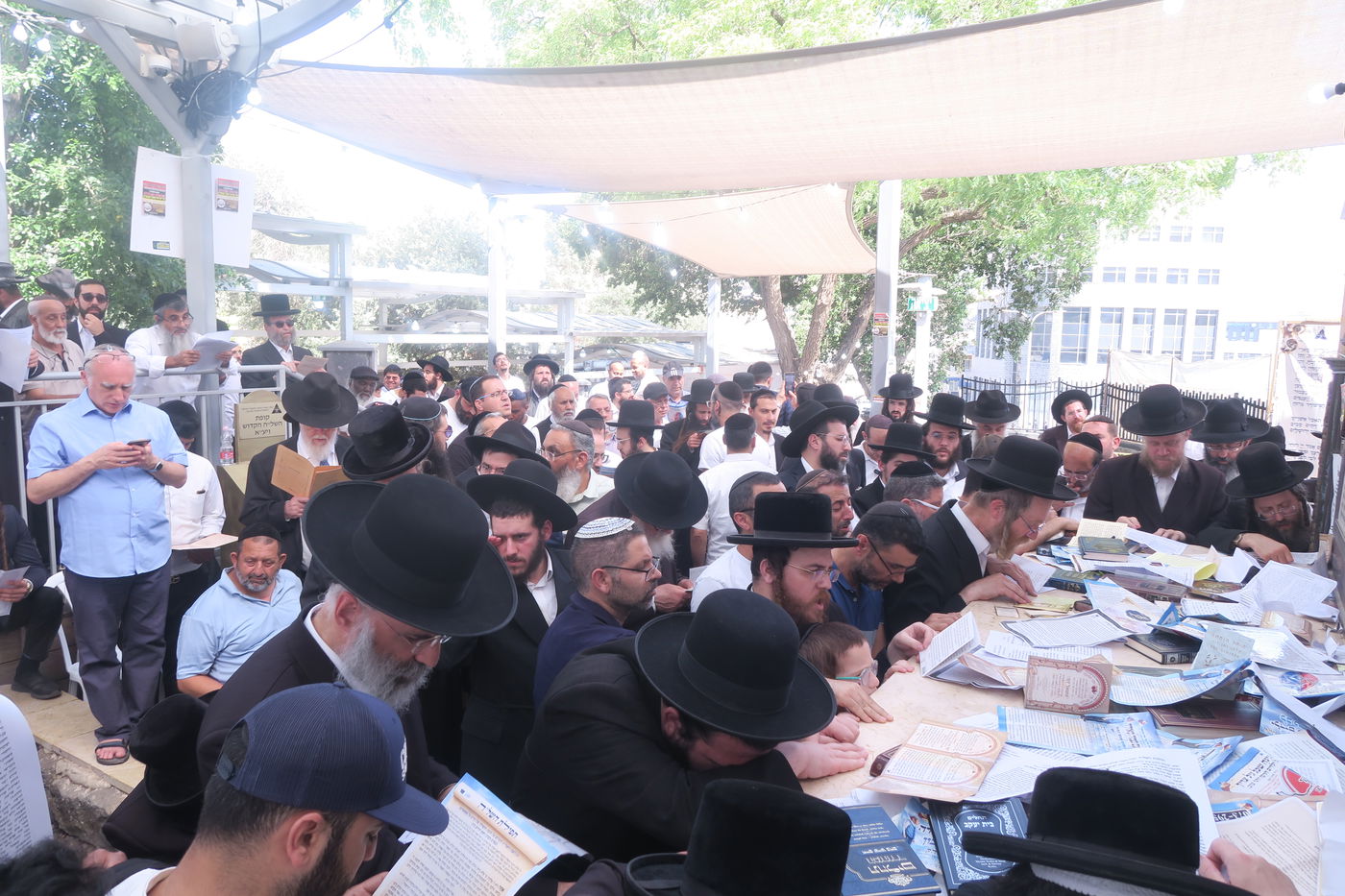 ער"ח סיון בציון השל"ה הק' בטבריה