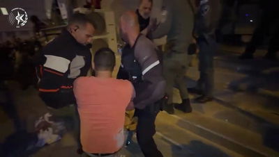 מהומות והתבצרות: 62 מפגינים נעצרו במעוז הליכוד בתל אביב