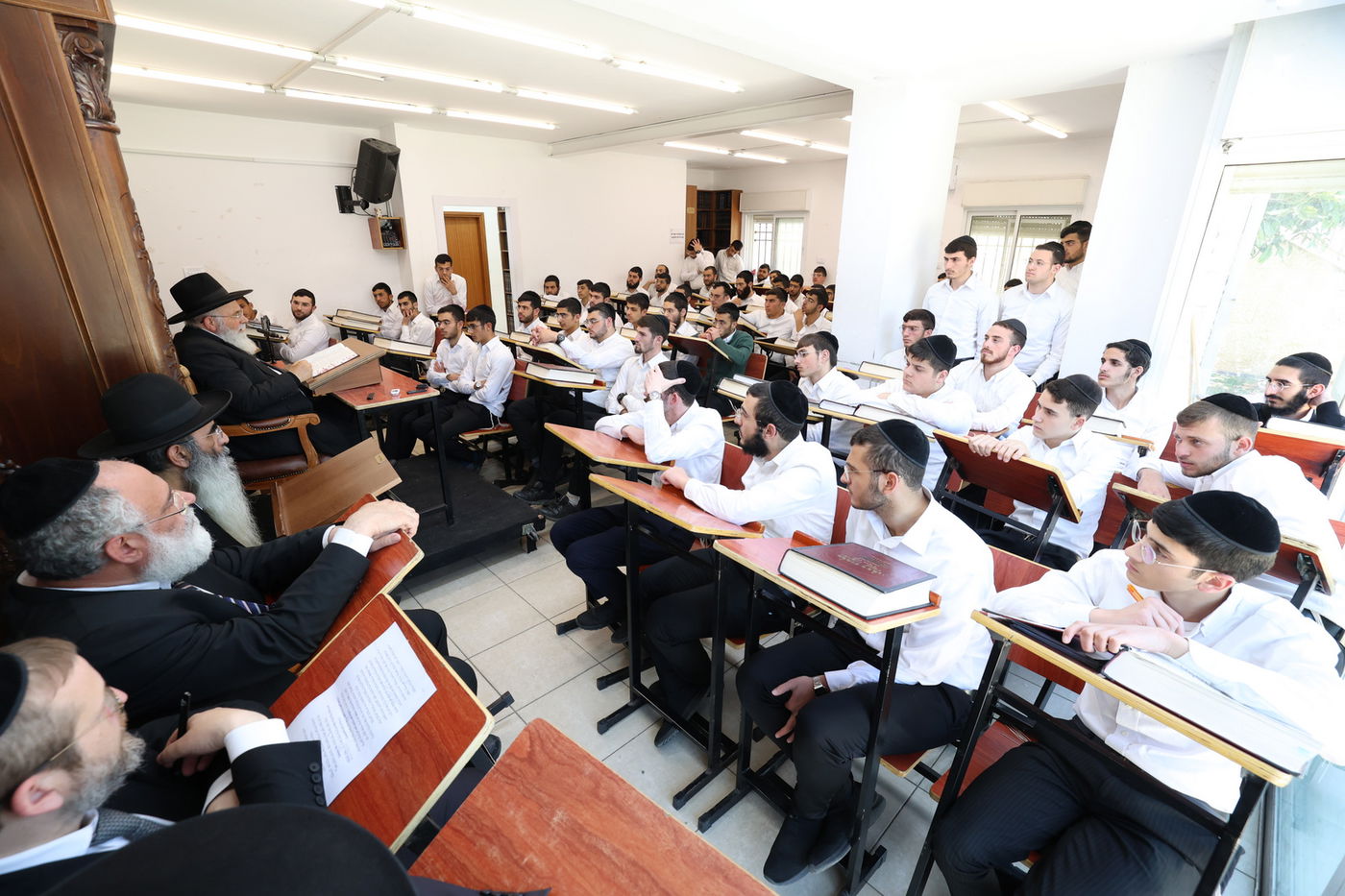 הגאון רבי בנימין גמליאלי בשיחת חיזוק בישיבתו 'לבב חכמה'