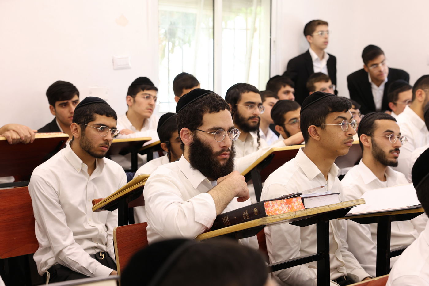 הגאון רבי בנימין גמליאלי בשיחת חיזוק בישיבתו 'לבב חכמה'