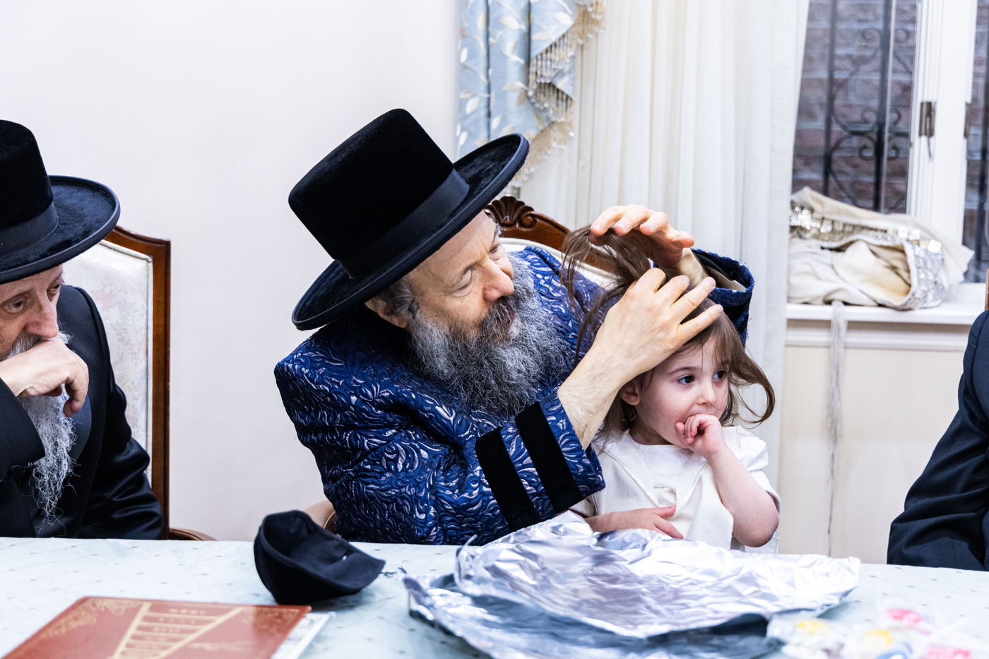 שמחת החלאקה ולימוד א' ב' לנין האדמו"ר מבאבוב 45