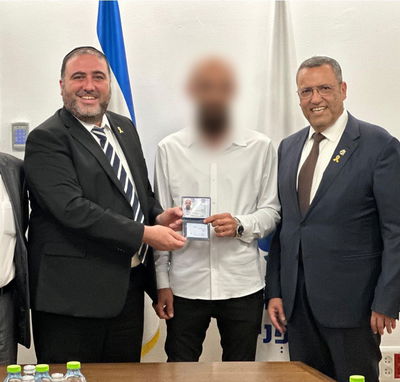 הפועל הערבי חירף את נפשו ופרץ למבנה בוער - עשרות נערות ניצלו