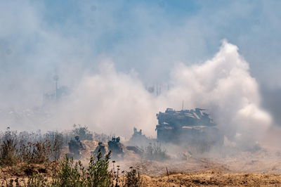 כתוצאה מירי RPG: שלושה לוחמים נפצעו באורח קל, המחבלים חוסלו 