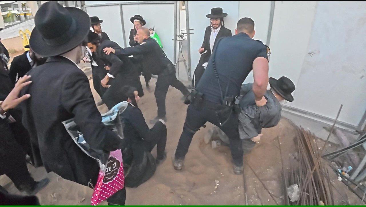 ההפגנות הסוערות ביהוד