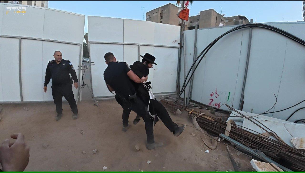 ההפגנות הסוערות ביהוד