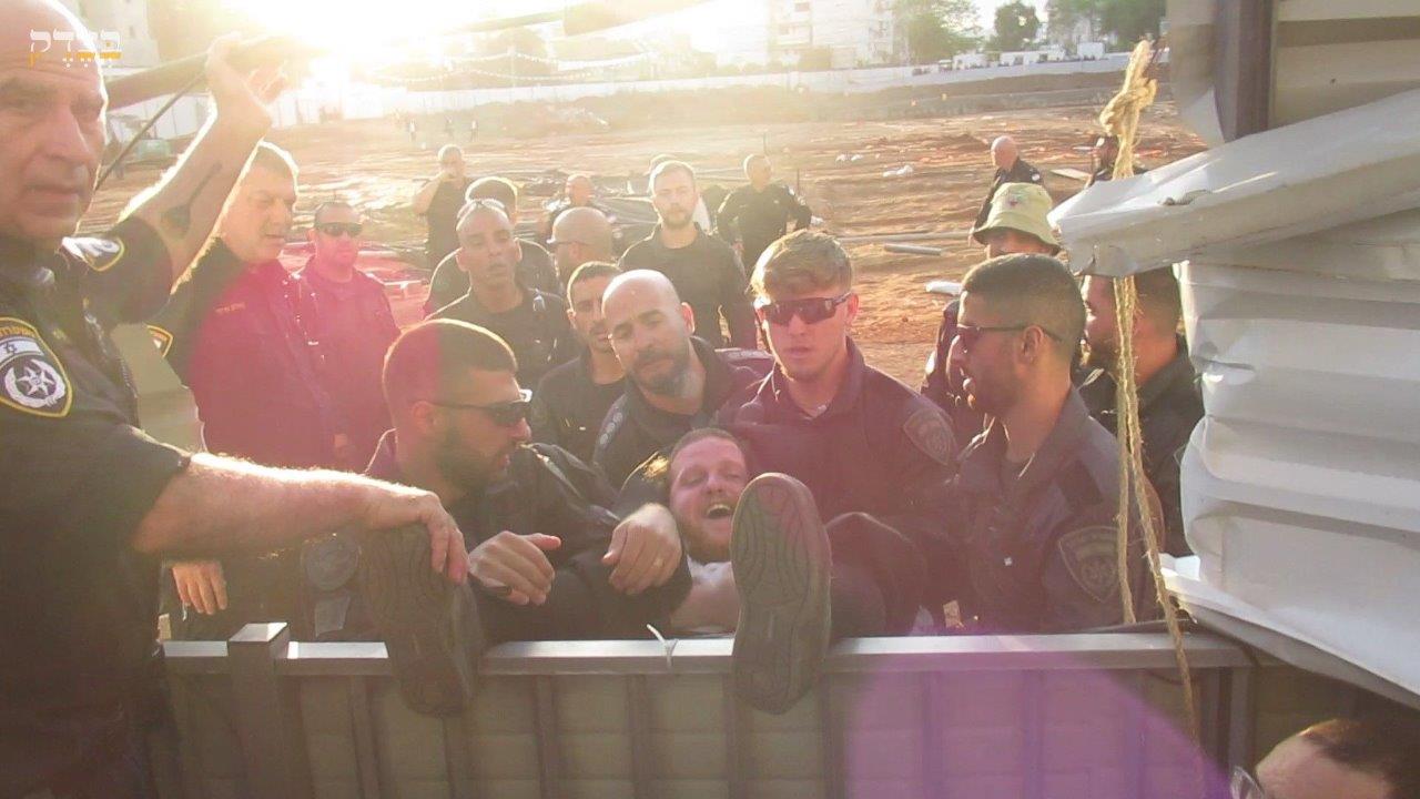 ההפגנות הסוערות ביהוד