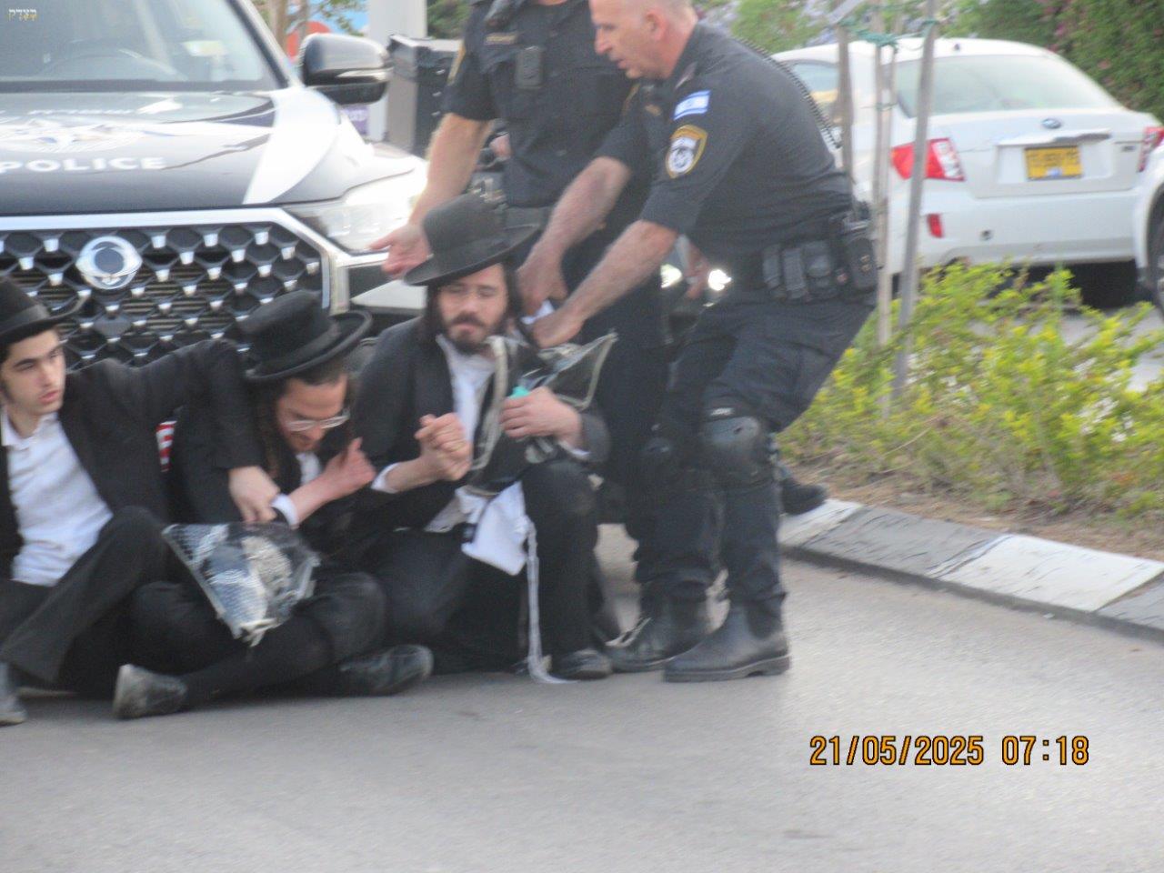 ההפגנות הסוערות ביהוד