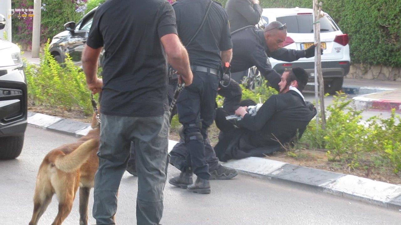 ההפגנות הסוערות ביהוד