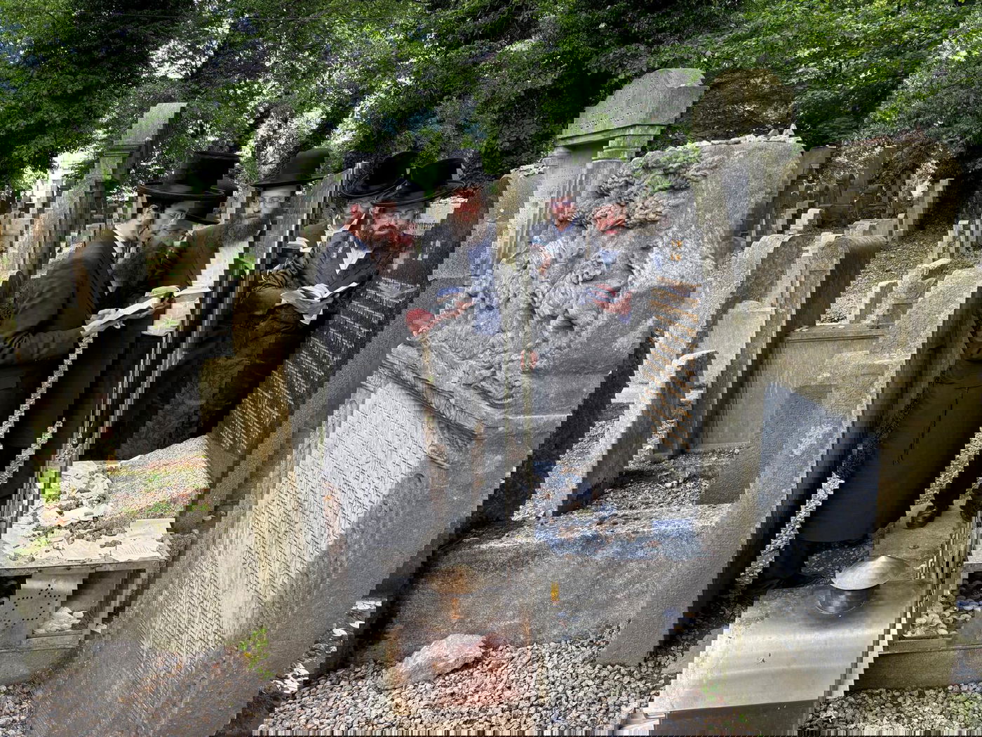 הרה״צ רבי יוסף בנימין ווייס במסע הקודש לאירופה