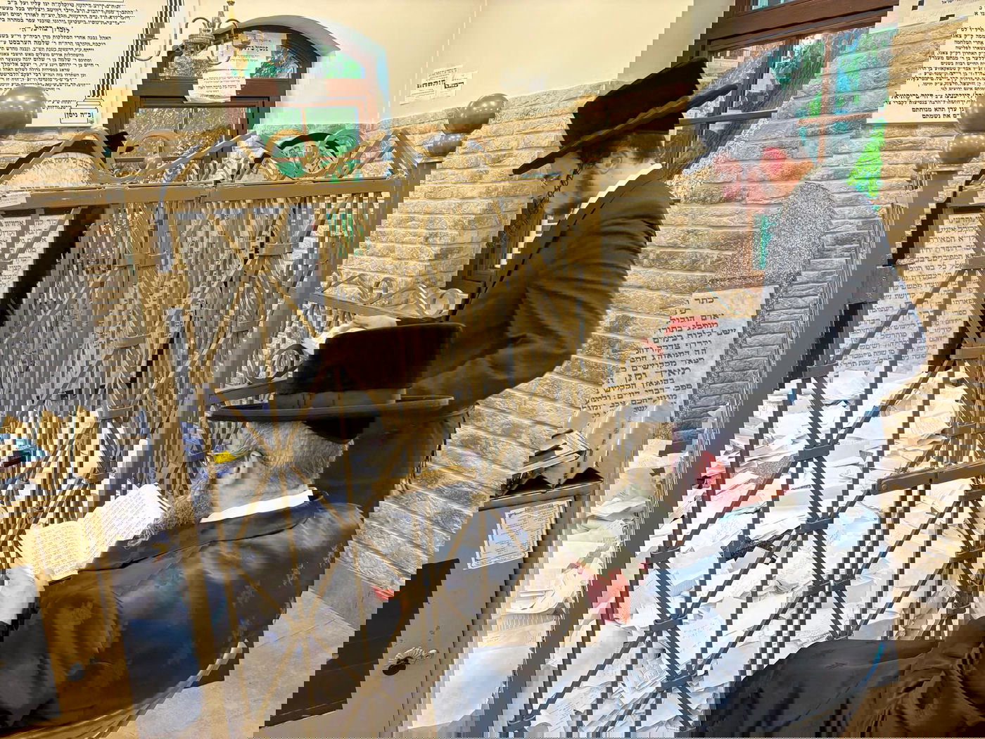 הרה״צ רבי יוסף בנימין ווייס במסע הקודש לאירופה