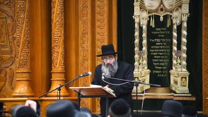 הגה"צ רבי צבי מאיר זילברברג בשיחת הכנה לחג השבועות