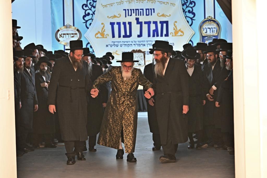 ערב ר"ח סיון בחצה"ק ויזניץ