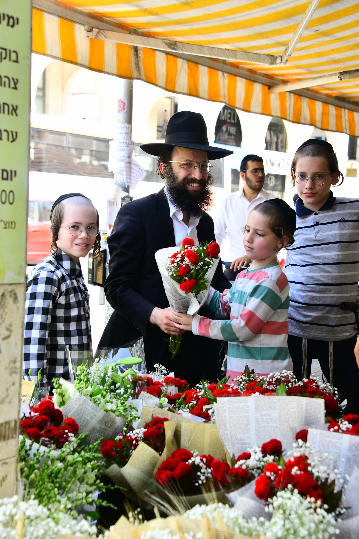 ערב שבועות תשפ"ה בעיר התורה והחסידות בני ברק