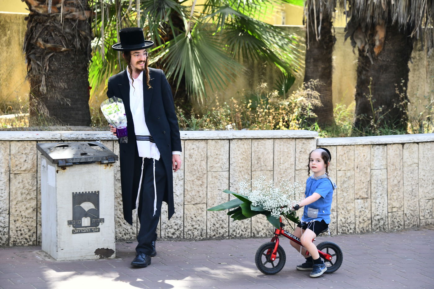ערב שבועות תשפ"ה בעיר התורה והחסידות בני ברק