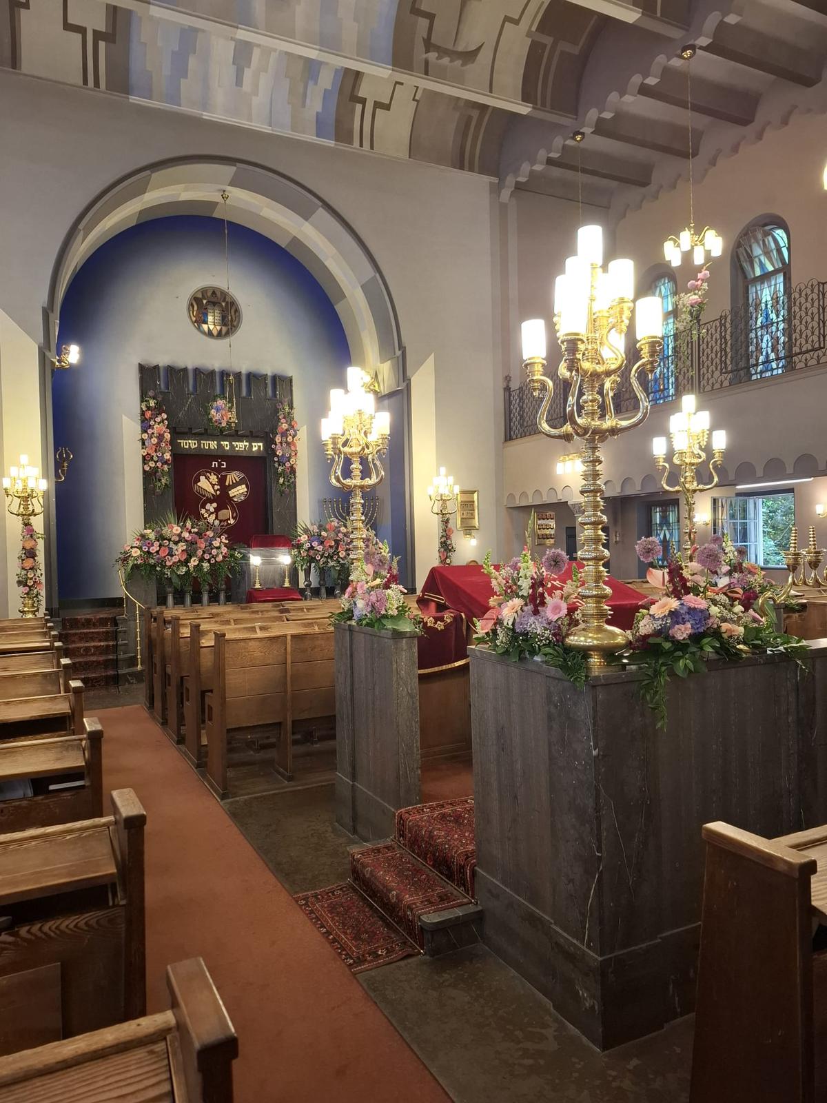 קהילת IRG עדת ישורון בציריך מוכן לקראת החג