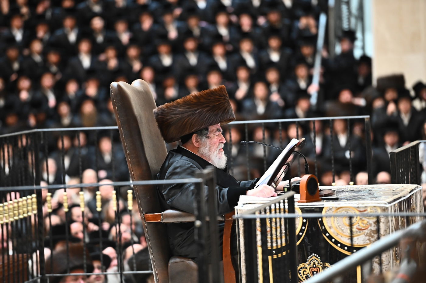 האדמו"ר מויז'ניץ בספירת העומר מ"ט בעומר