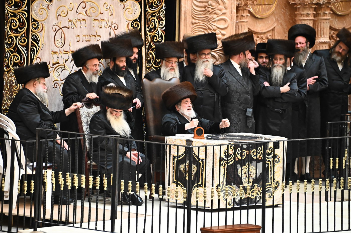 האדמו"ר מויז'ניץ בספירת העומר מ"ט בעומר