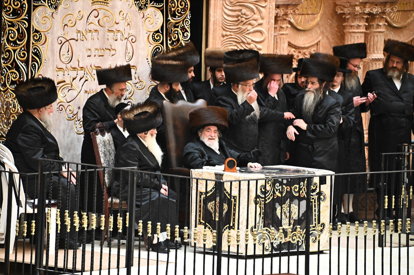 האדמו"ר מויז'ניץ בספירת העומר מ"ט בעומר