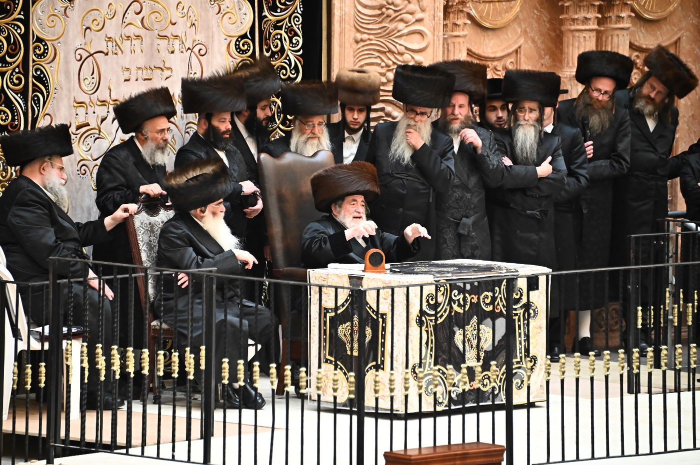 האדמו"ר מויז'ניץ בספירת העומר מ"ט בעומר