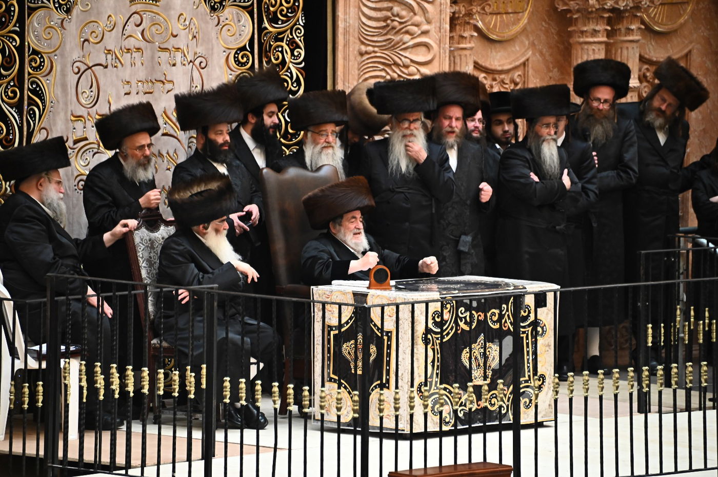 האדמו"ר מויז'ניץ בספירת העומר מ"ט בעומר