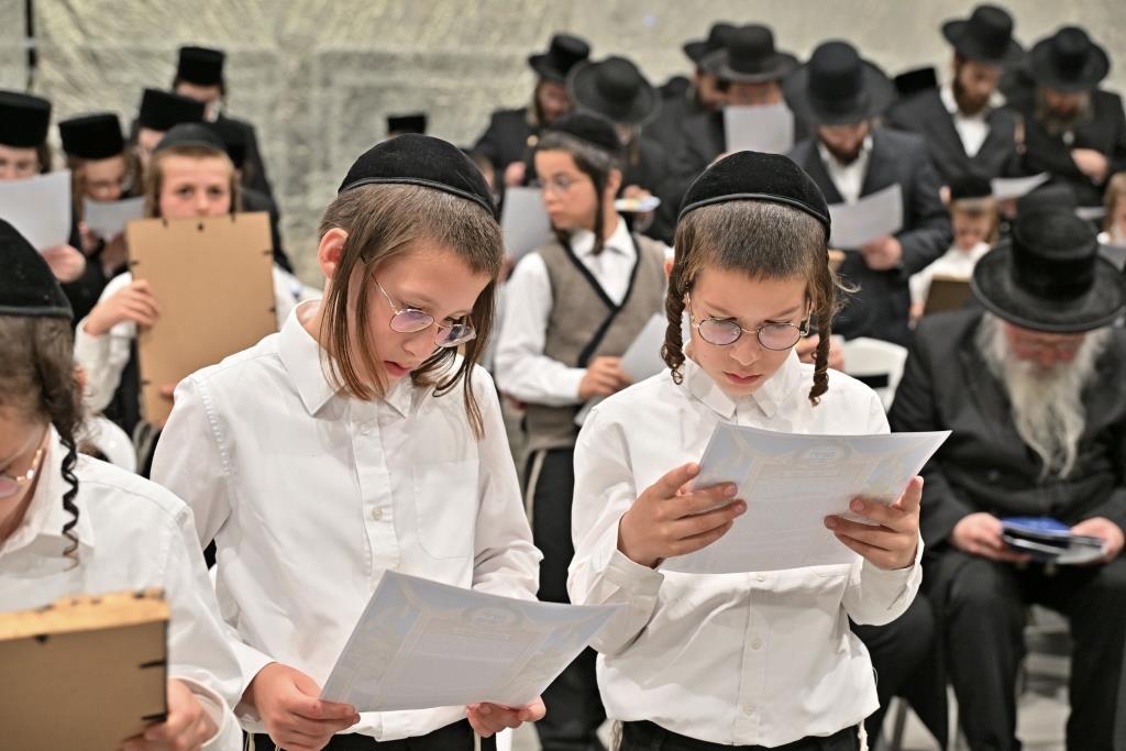 מעמד הוקרה "יקרא דאורייתא" לתלמידי ת"ת חתם סופר ב"ב