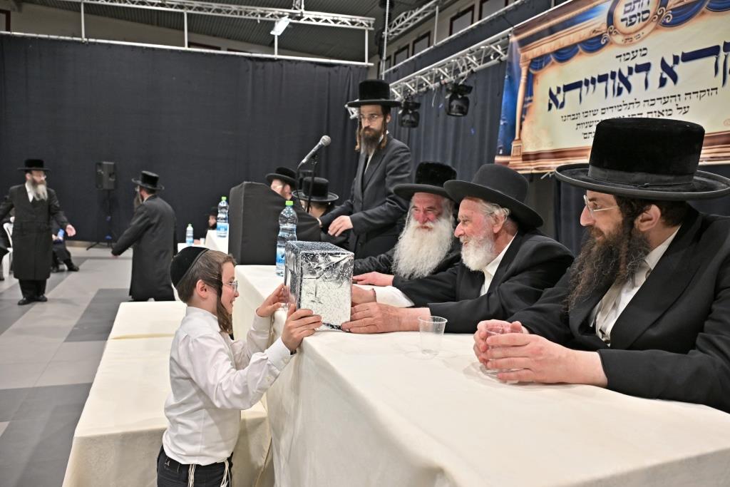 מעמד הוקרה "יקרא דאורייתא" לתלמידי ת"ת חתם סופר ב"ב