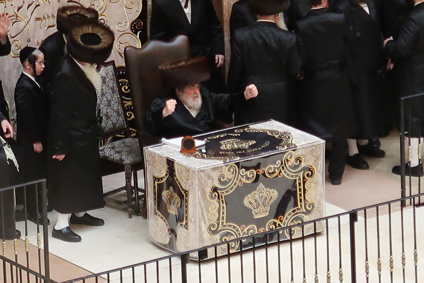 האדמו"ר מויז'ניץ בספירת העומר מ"ט בעומר