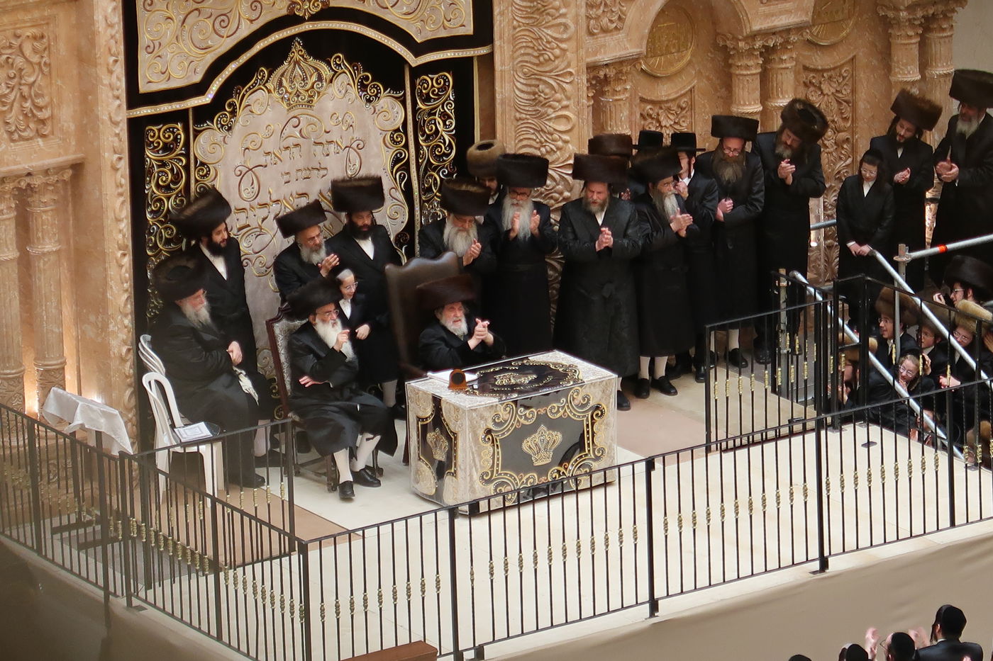 האדמו"ר מויז'ניץ בספירת העומר מ"ט בעומר